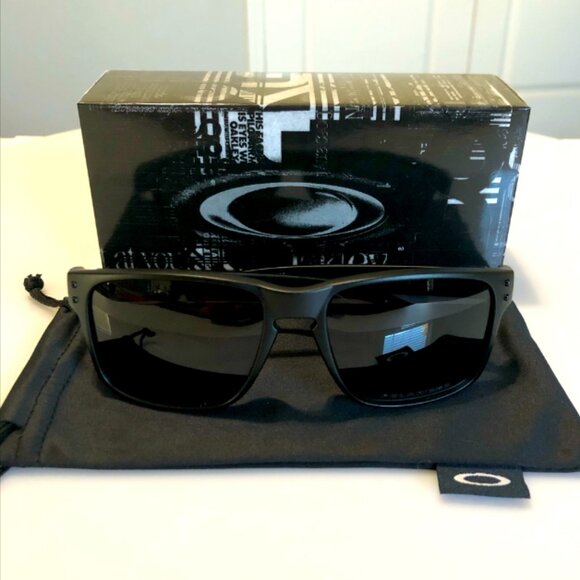 OAKLEY HOLBROOK USA Flag Black Matte Frame Polarized Lenses 9102 - Picture 2 of 6